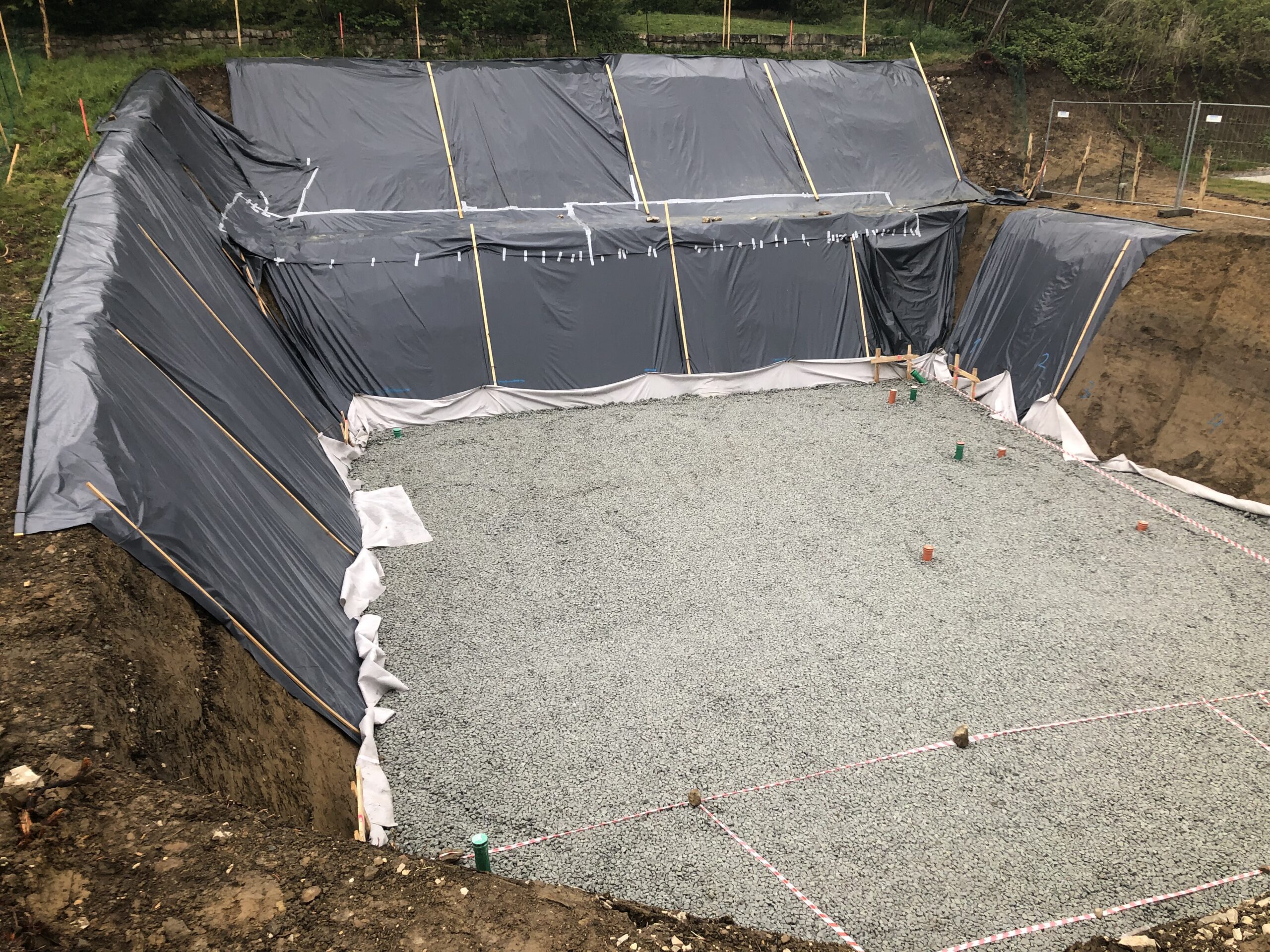 Grundstück in Hanglage